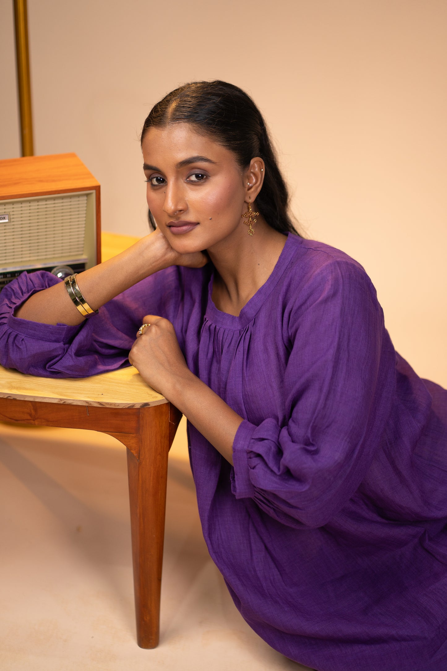 Aubergine linen pleated neck kurta set