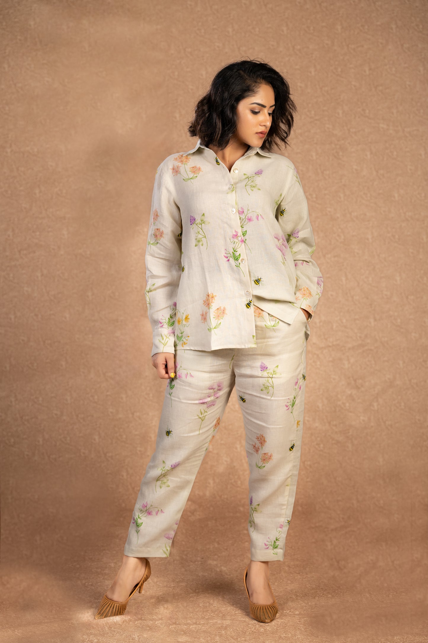 Off white honey bee co ord Set