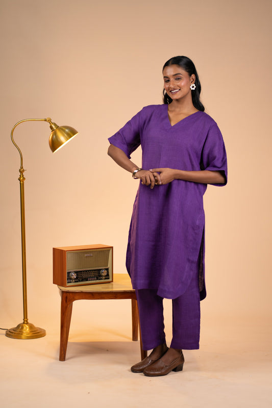 Aubergine Linen Kimono-Sleeve Kurta Set by AnaiYah in handwoven 100% linen