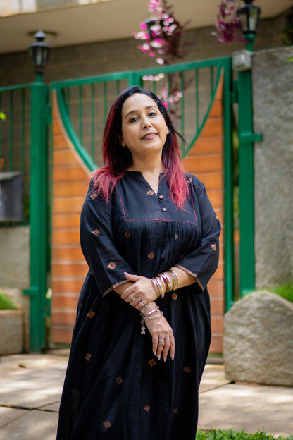 Black Zari buta Jamdani Dress