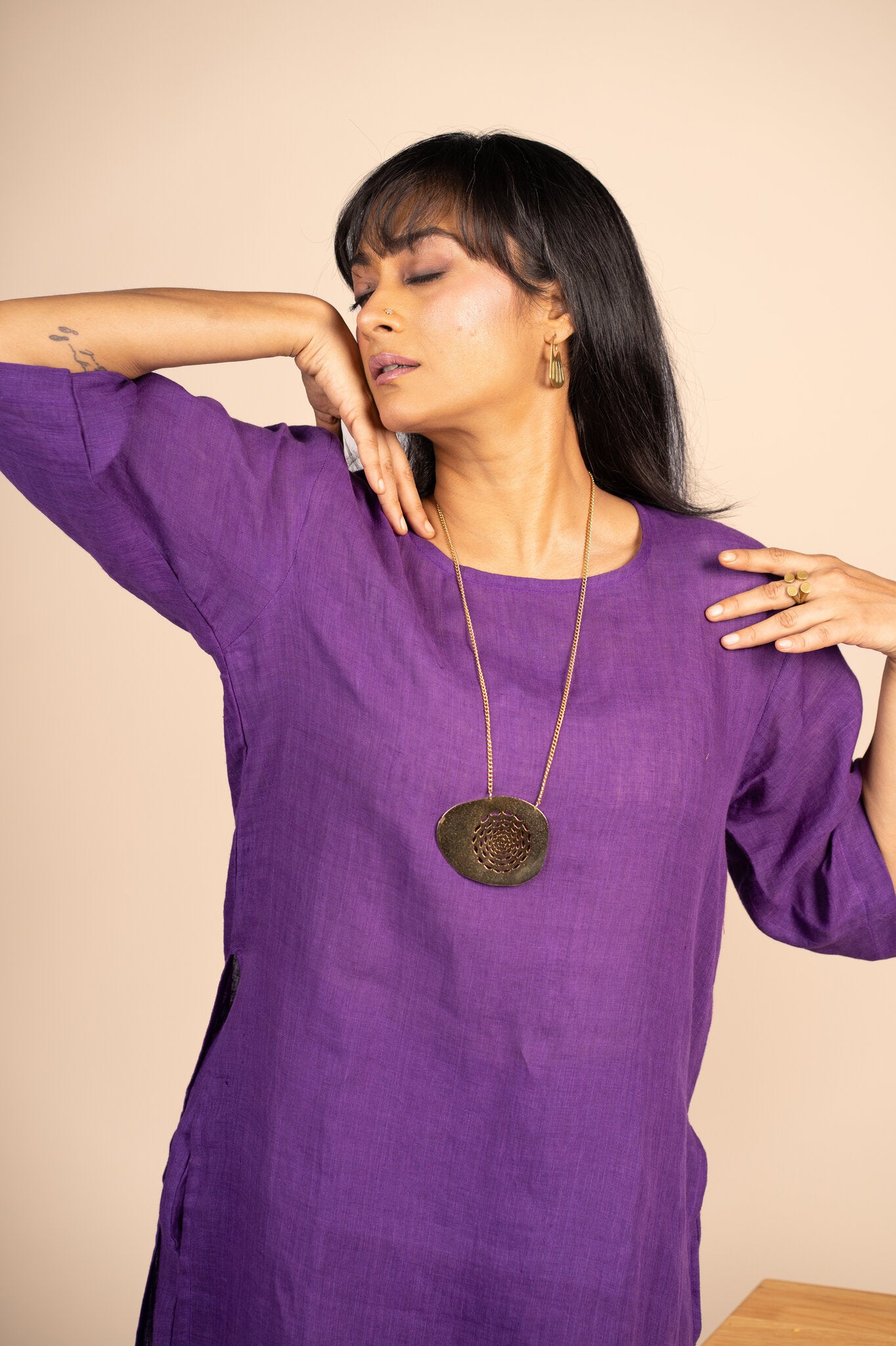 Aubergine high slit linen kurta set