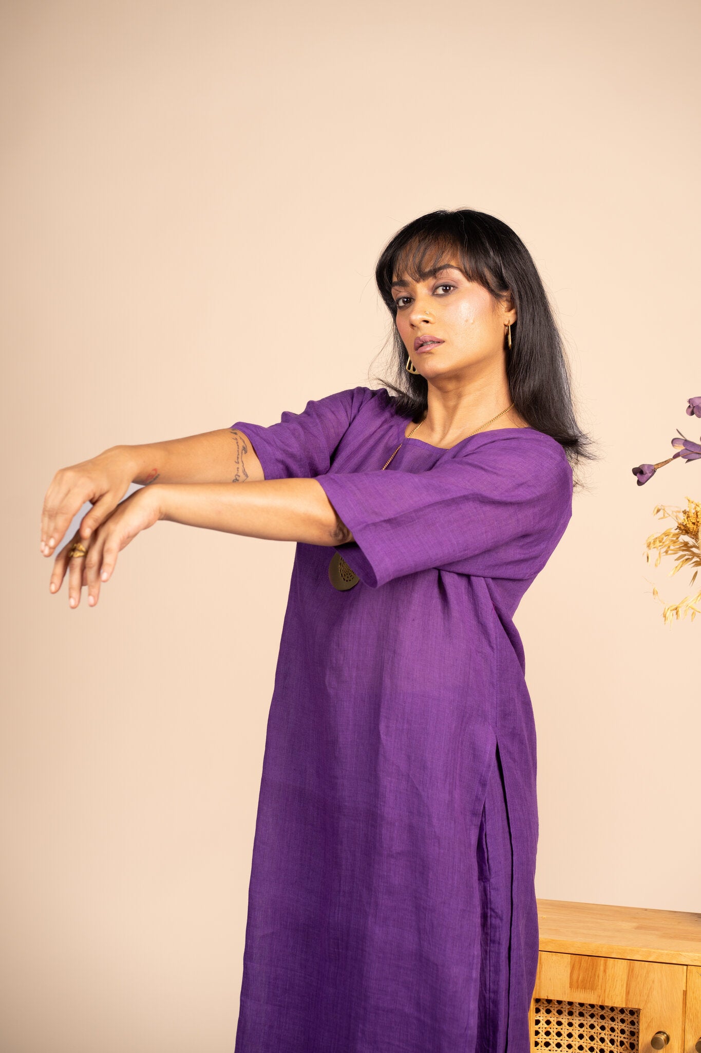 Aubergine high slit linen kurta set