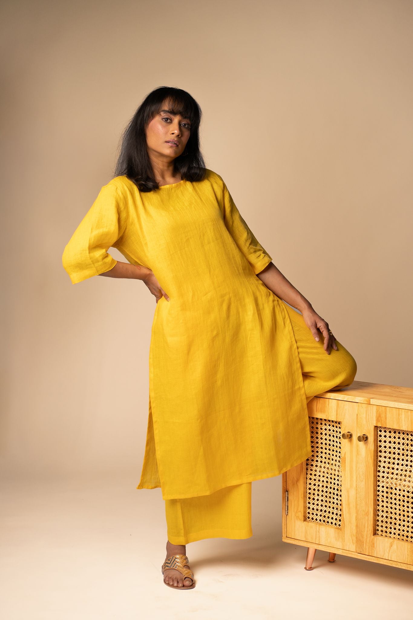Yellow linen high slit kurta set