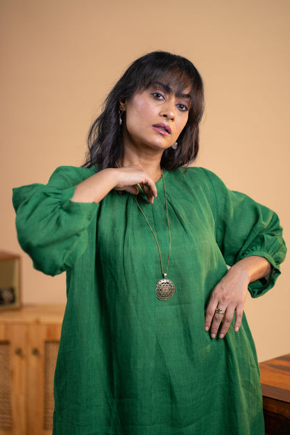 Emerald linen pleated neck kurta set