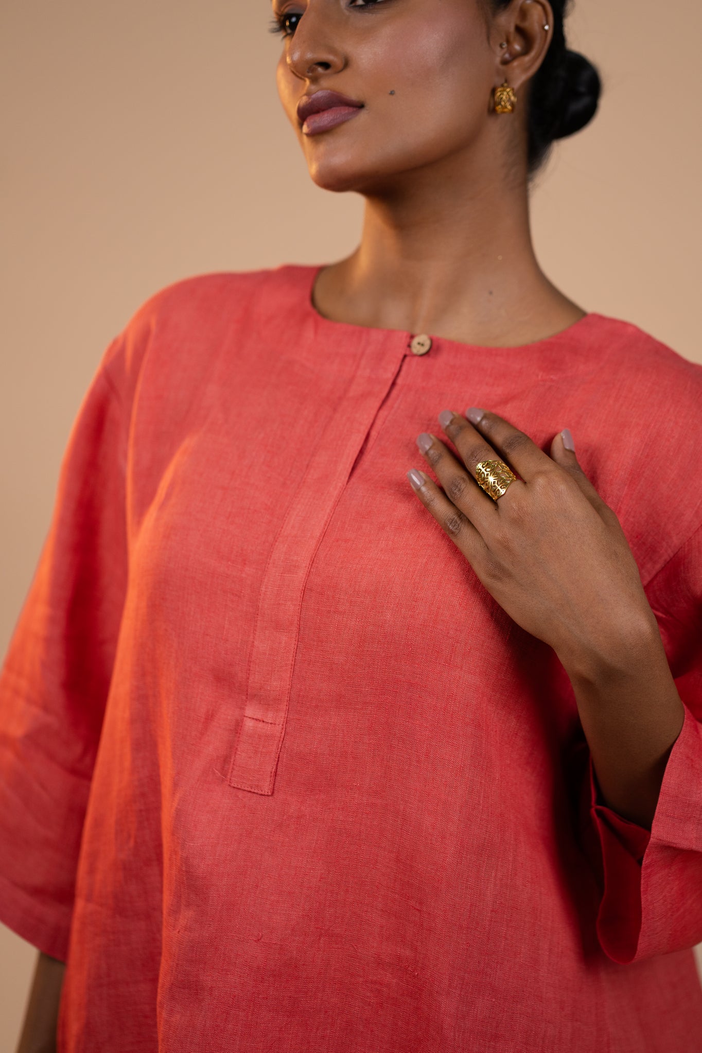 Gajri linen short kurta set