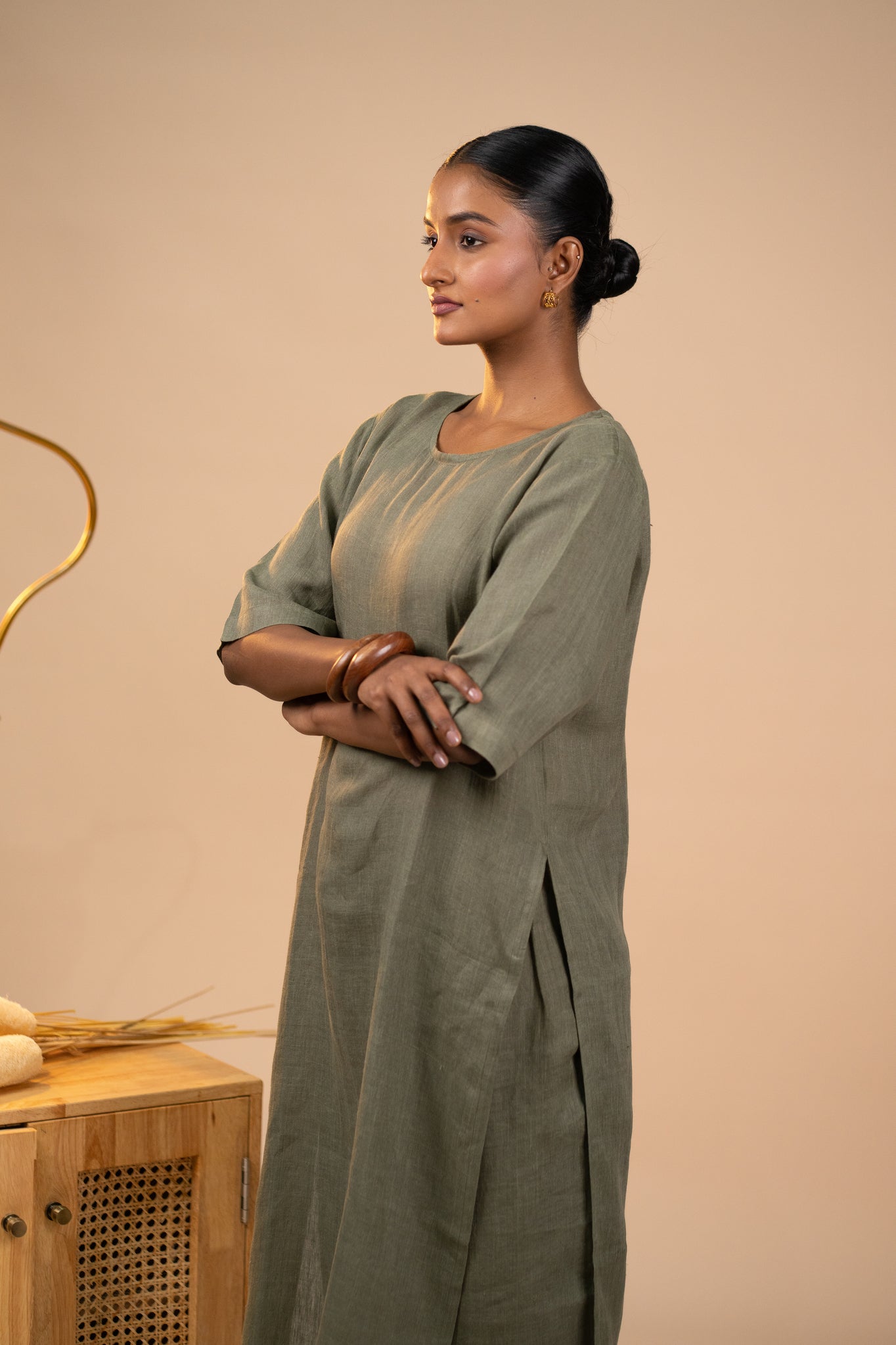 Olive linen high slit kurta set