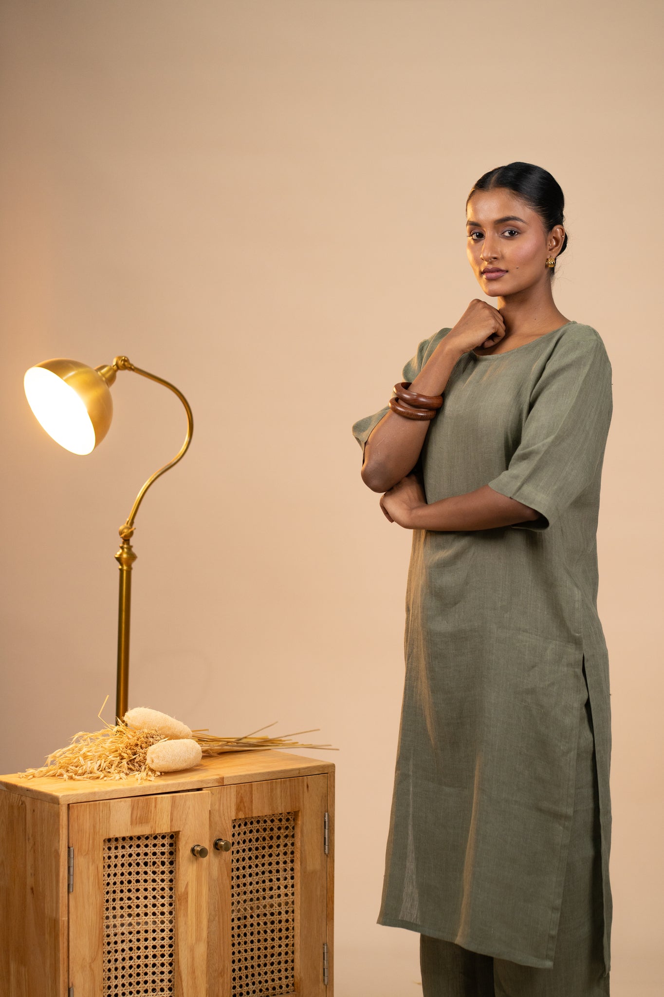 Olive linen high slit kurta set