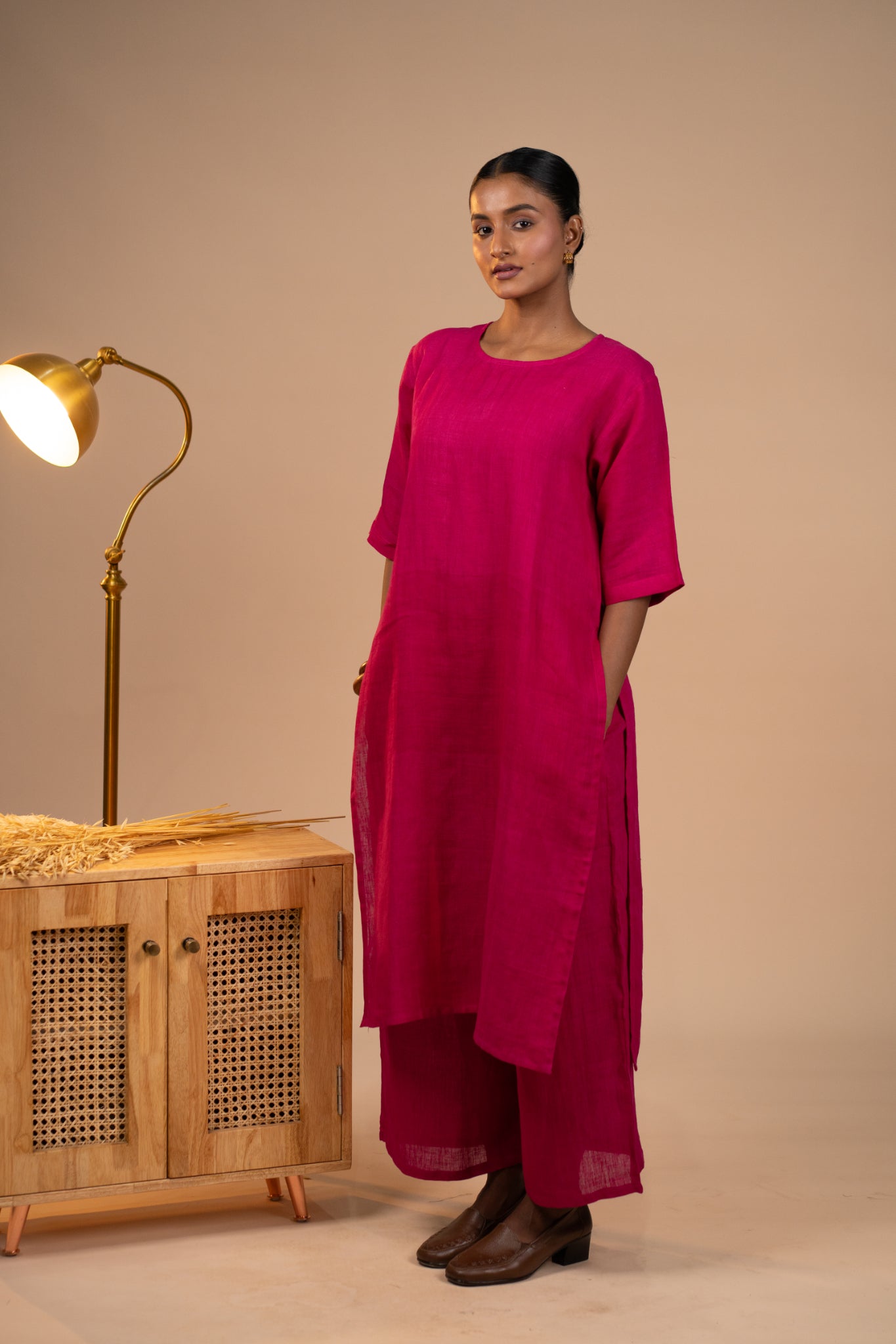 Fuschia pink linen high slit kurta set