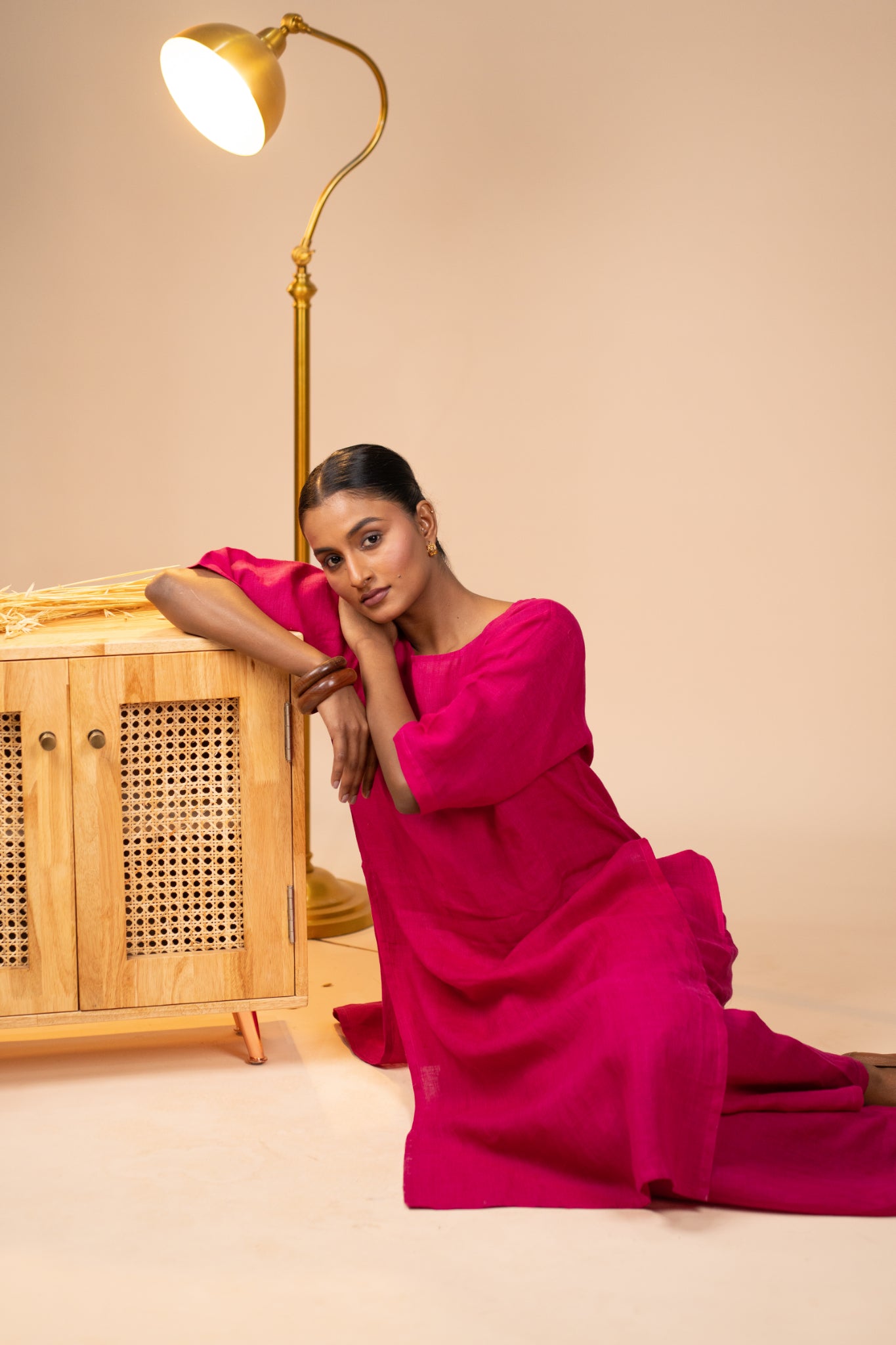 Fuschia pink linen high slit kurta set