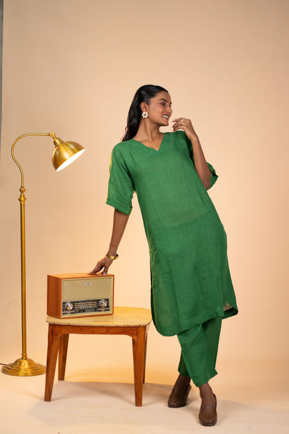 Emerald linen kimono sleeve kurta set