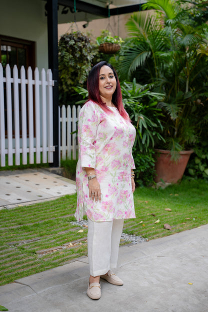 Hyderangea print kurta set with linen pants