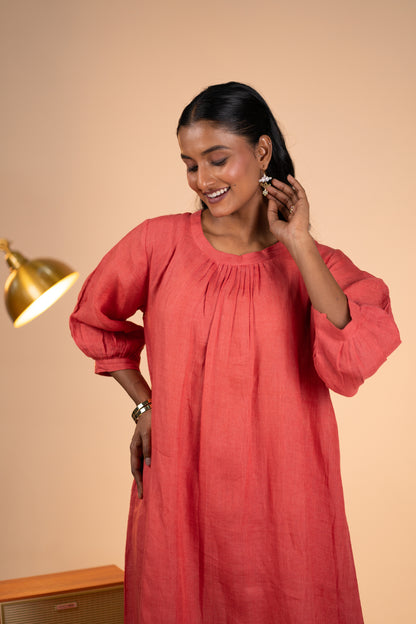 Gajri linen pleated neck kurta set