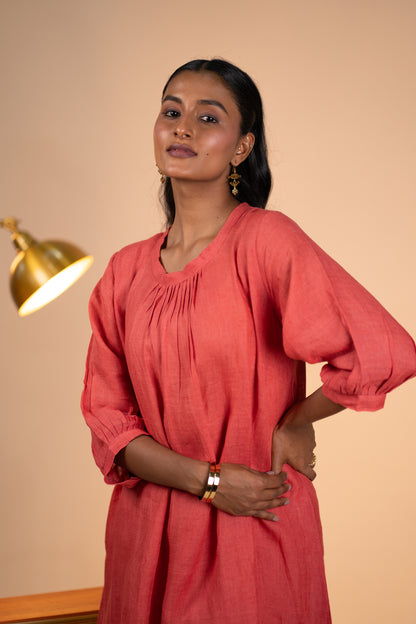 Gajri linen pleated neck kurta set