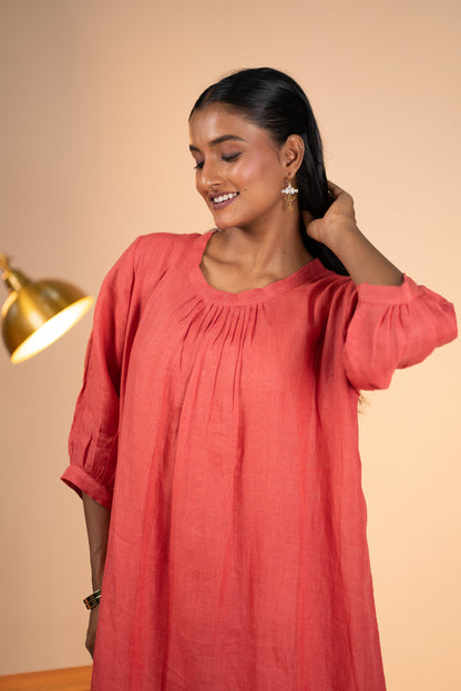 Gajri linen pleated neck kurta set