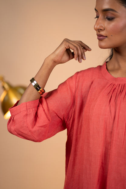 Gajri linen pleated neck kurta set