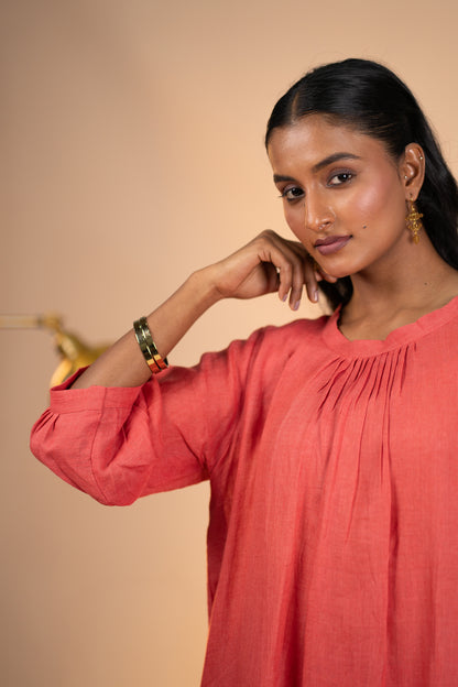 Gajri linen pleated neck kurta set