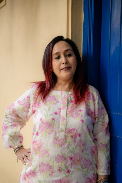 Hyderangea print kurta set with linen pants