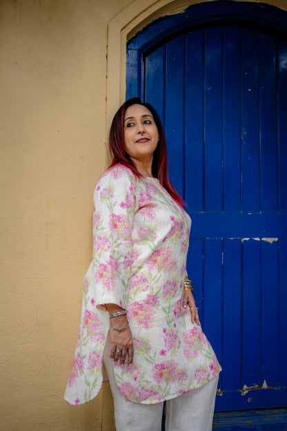 Hyderangea print kurta set with linen pants