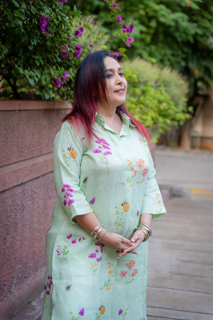 Sage green honey bee print linen co ord  set