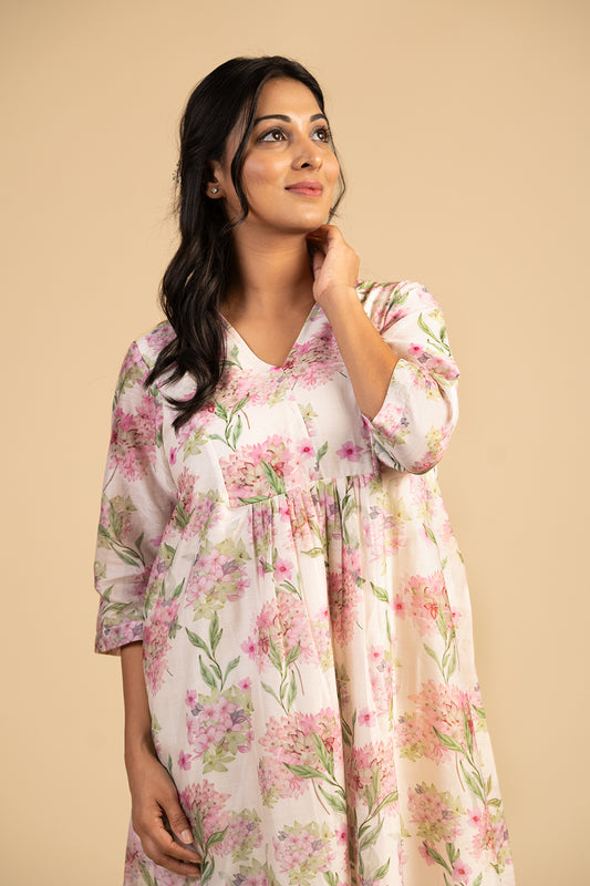Hyderangea Kurta Set