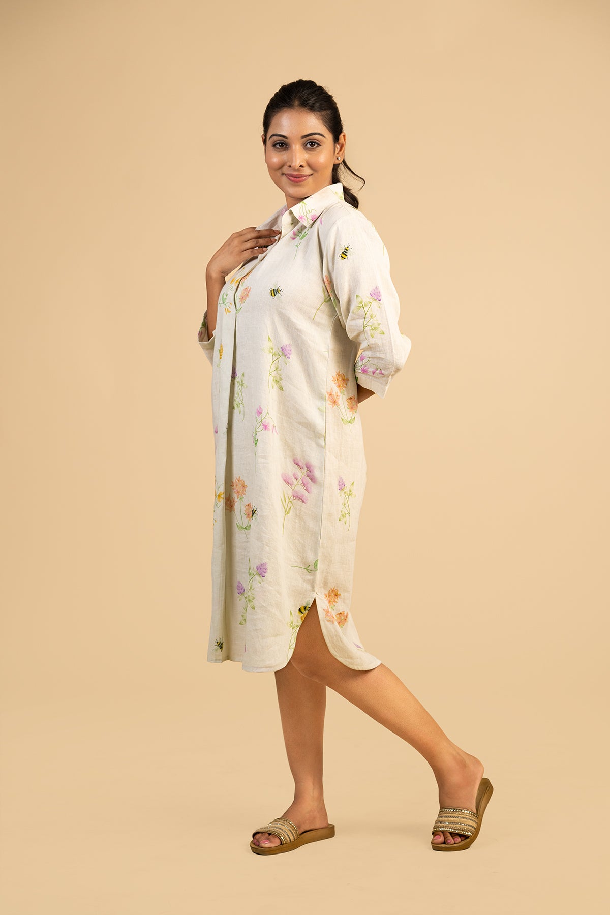 Honey bee shirt dress with inverted pleat