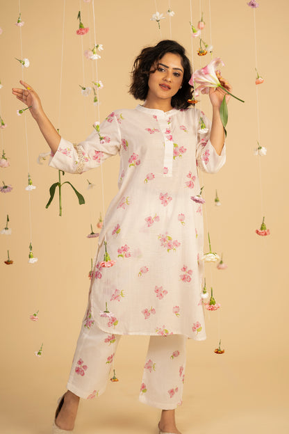 Bougainville off white Kurta Set