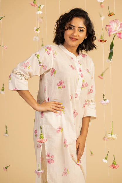 Bougainville off white Kurta Set