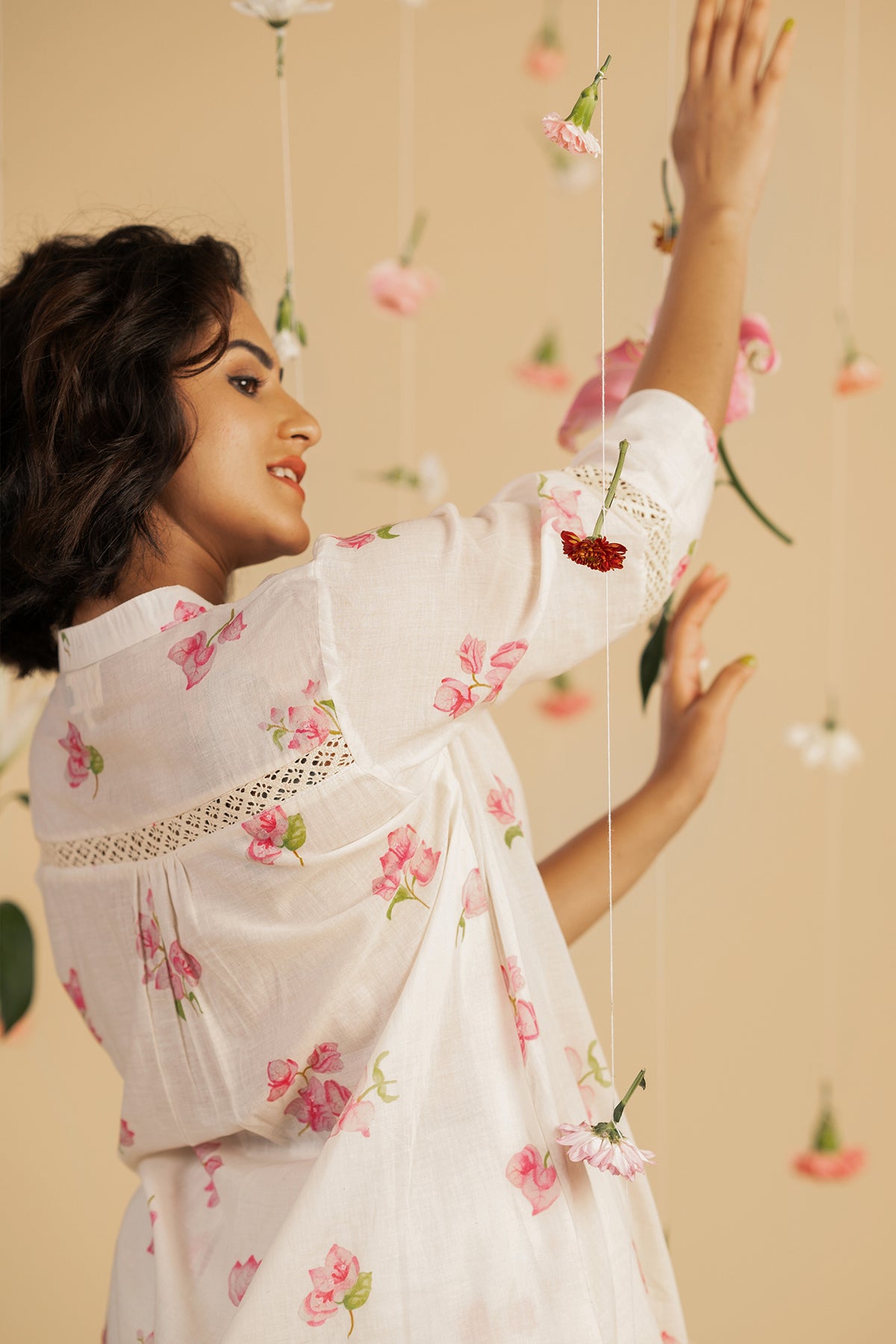 Bougainville off white Kurta Set