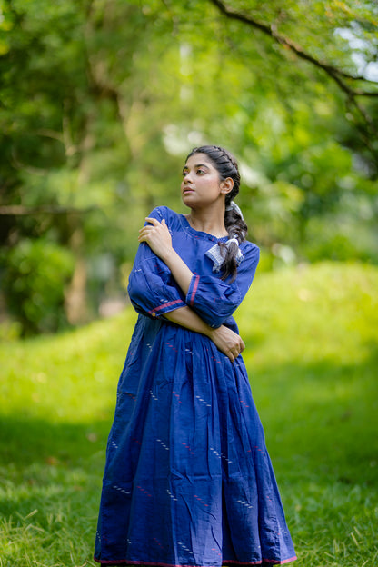 Indigo Tie Back Jamdani